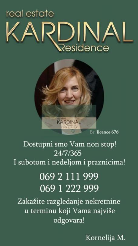 Ekskluzivan salonski četverosoban stan u centru grada