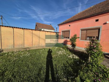 Kuća 89 m² sa placem 3 ara u Bresju, Jagodina