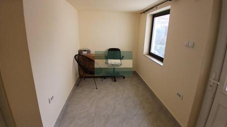 Prodaja renovirana kuća 69m2 u naselju Erdoglija
