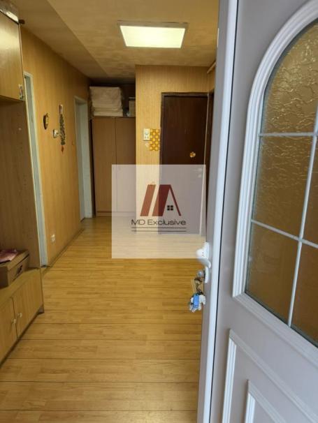 Porodična kuća sa velikim potencijalom u mirnom delu Surčina – idealna investicija i savršen dom