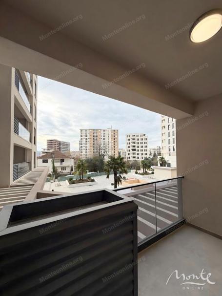 Luksuzni jednosobni apartman u samom centru Bara – 600 m od mora