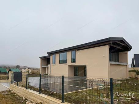 Jedinstvena premium vila - sa odvojenim apartmanima i pogledom na Durmitor