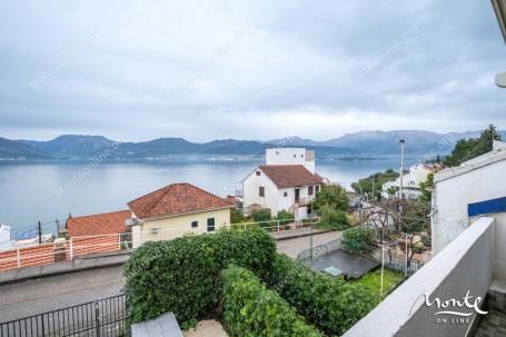 Udoban jednosoban stan s pogledom na more u Krašićima, Tivat