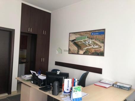 Poslovni prostor na odličnoj lokaciji u Mainskoj ulici – Budva
