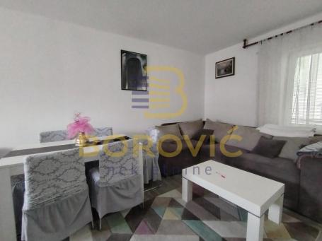 Mirijevo, 70m2, stan u kući