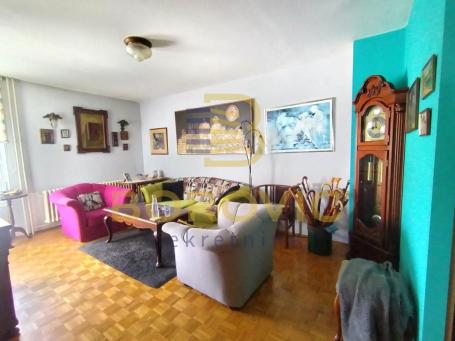 Blok 71, 86m2, dvostran