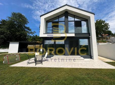Stara Lipovica, 105m2,  7.24 ara placa, lux porodična kuća