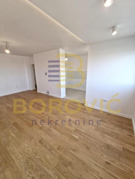 Blok 37, 95m2, renoviran, lux