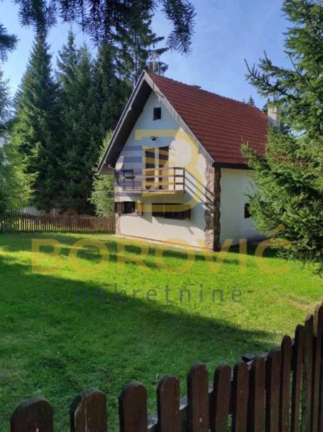 Kopaonik-kod hotela Mujan,120m2, Kraljevi čardaci, pr+1 eg, 