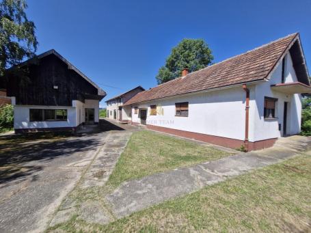 Poslovni kompleks na prometnoj lokaciji – 630 m² poslovnog prostora na placu od 46 ari
