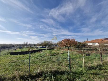 Na prodaju – plac u novom naselju Stanoja Glavaša