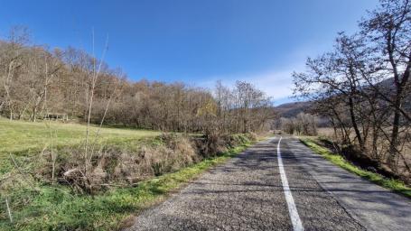 Parcela  pogodna za izgradnju vikendice, selo Orašje kod Varvarina