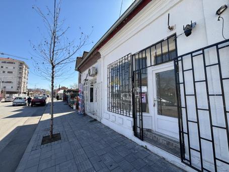 Izdaje se poslovni prostor u širem centru Ćuprije!
