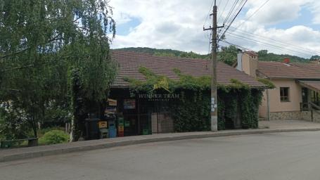 Poslovni objekat u Resavici – uhodan market na prodaju, odlična investicija