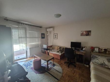JEDNOSOBAN STAN - NOVA ŽELEZNIČKA KOLONIJA