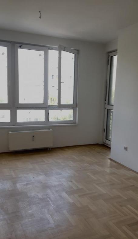JEDNOSOBNI STANOVI-36 M2-BULEVAR NEMANJIĆA-USELJIVI ODMAH