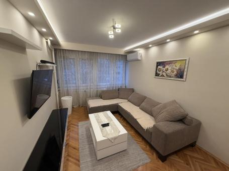 Dvosoban stan - 56m2 - Centar