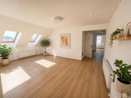 Stambeno - poslovni prostor, 96m2, Centar