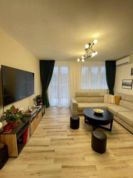 ČETVOROSOBAN STAN - APELOVAC - 88m2