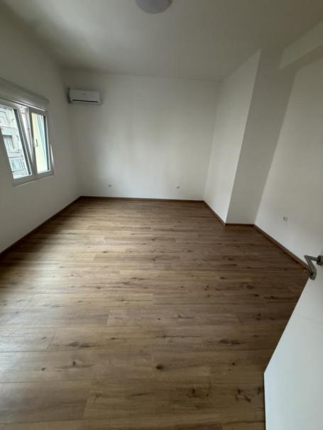 Potpuno renoviran poslovni prostor u centru grada