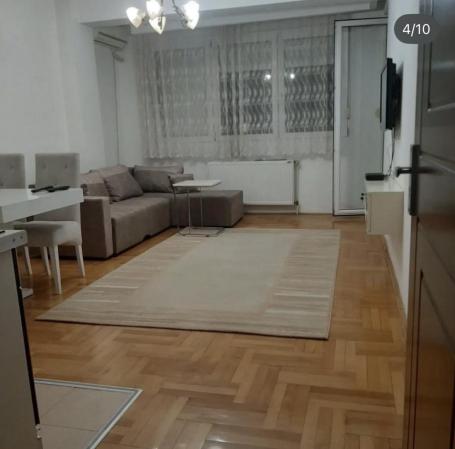 Jednoiposoban stan kod Dušanovog Bazara