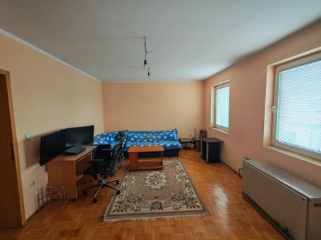 Dvoiposoban stan u Durlanu kod Slatke kuće