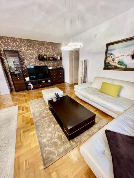 Četvorosoban dupleks na Novom Naselju