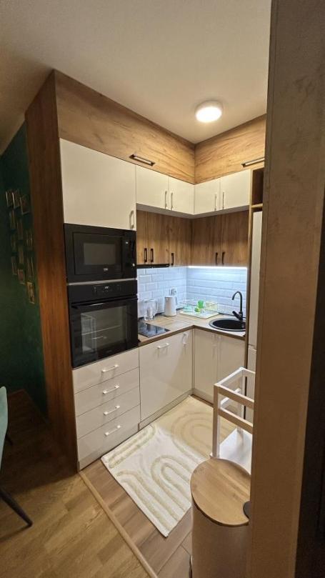 Dvoiposoban stan sa garažnim mestom  Avenija garden residence