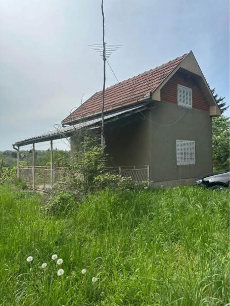 Vikend kuća Beli vrh, Čortanovci