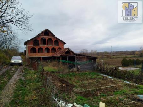 Porodična kuća u izgradnji u Trnavi, siva faza