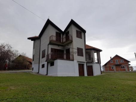Kvalitetna porodična kuća