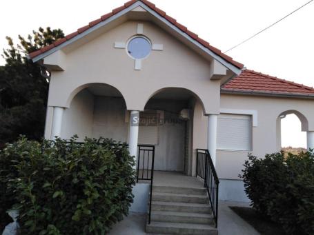 Lipovica, odlična kuća