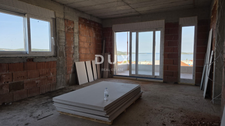 ŠIBENIK, ŽABORIĆ - Penthouse sa pogledom na more
