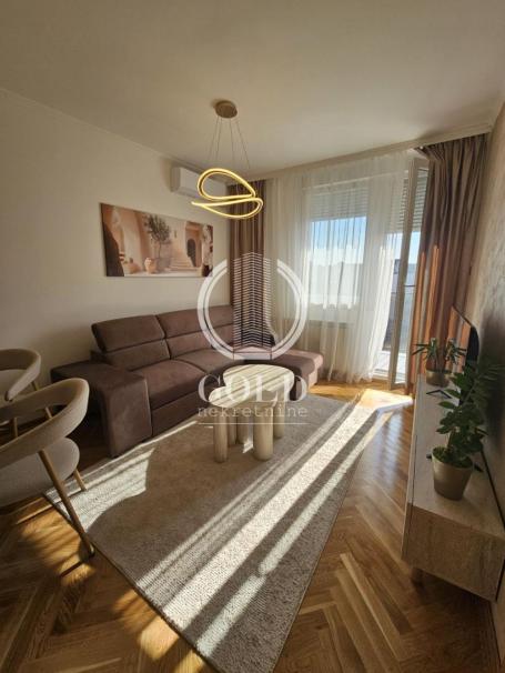 Prodajemo stan- Novi Sad, centar ID#12457