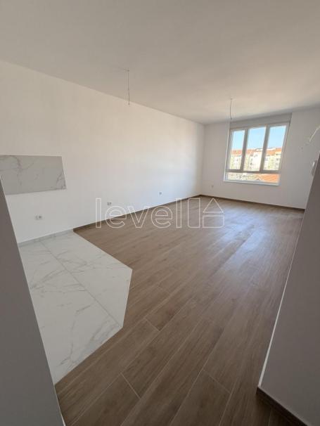 NOVI SAD - TELEP - 65.00 m2