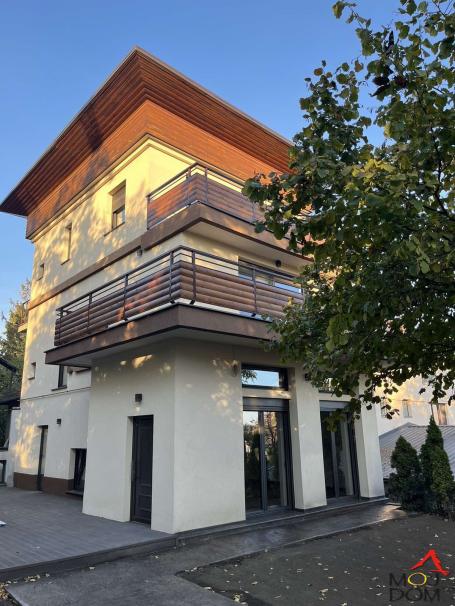 SREMSKA KAMENICA - ČARDAK - IZDAVANJE NEKRETNINA - 247 m2 - 1,800€