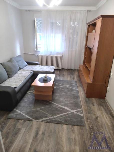 Novi Sad, na odličnoj lokaciji kod stadiona Karađorđe, SPENS-a, PROMENADE izdaje se dvosoban komplet