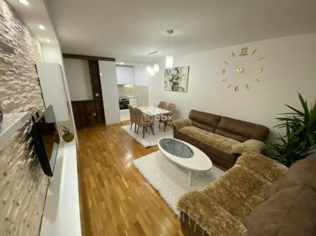 Dvoiposoban stan, 66m2 Pravni fakultet