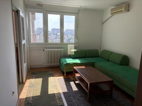 Braće Jerković, crveni soliter, 1.5 odličan