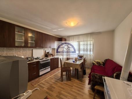 Prodaja, Kuća, 260m2 , Petrovac