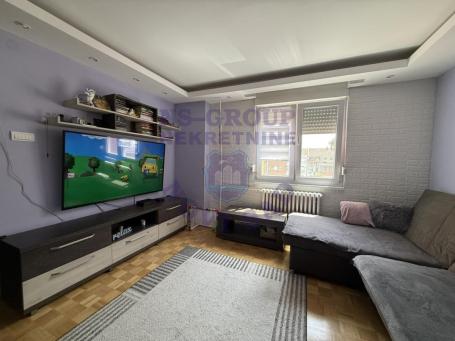 570695-Na prodaju trosoban stan na Novom Naselju