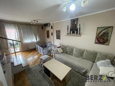LEPO NAMEŠTEN DVOIPOSOBAN DUPLEKS NA NOVOJ DETELINARI, PET FRIENDLY