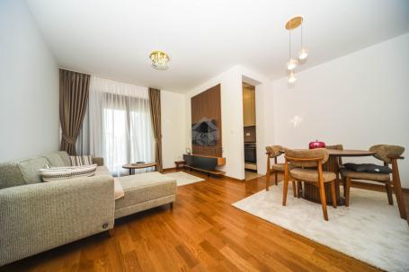 Dvosoban stan 70m2 + parking, Vezirov Most - Podgorica