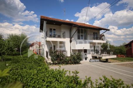 Vrnjačka Banja, Kuća, Vila 7 apartmana