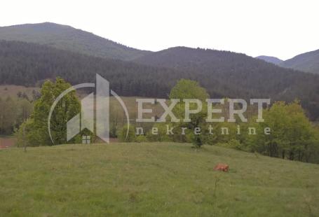 Plac  za  gradnju  sa  građ. dozvolom, Goč, izletište Mitrovo Polje, 44,38 ara