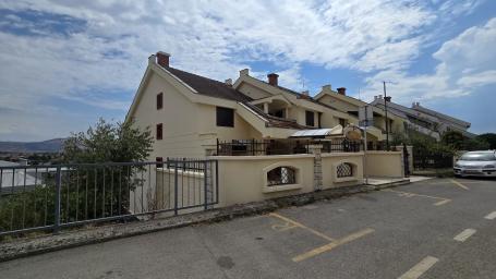 Poslovni prostor, 280m2, Gorica C, Podgorica