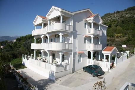 Vila, 560m2, Tivat