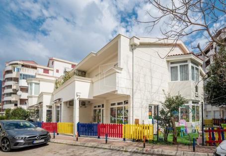 Hotel, 320m2, Velji Vinogradi, Budva