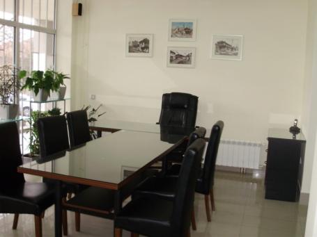 Luksuzan poslovni prostor od 70 m² – Crveni Krst, Vračar