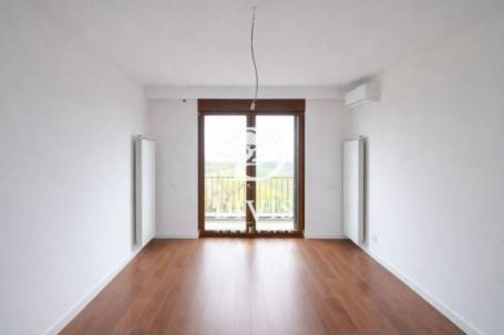 Dvosoban stan sa garažom u Lux 51, Bežanijska kosa,60m2